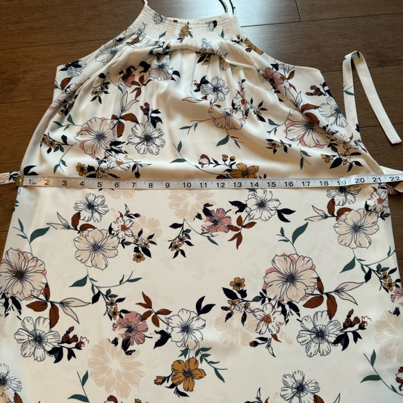 RW&CO NWOT halter silky crepe shift dress - Picture 14 of 16